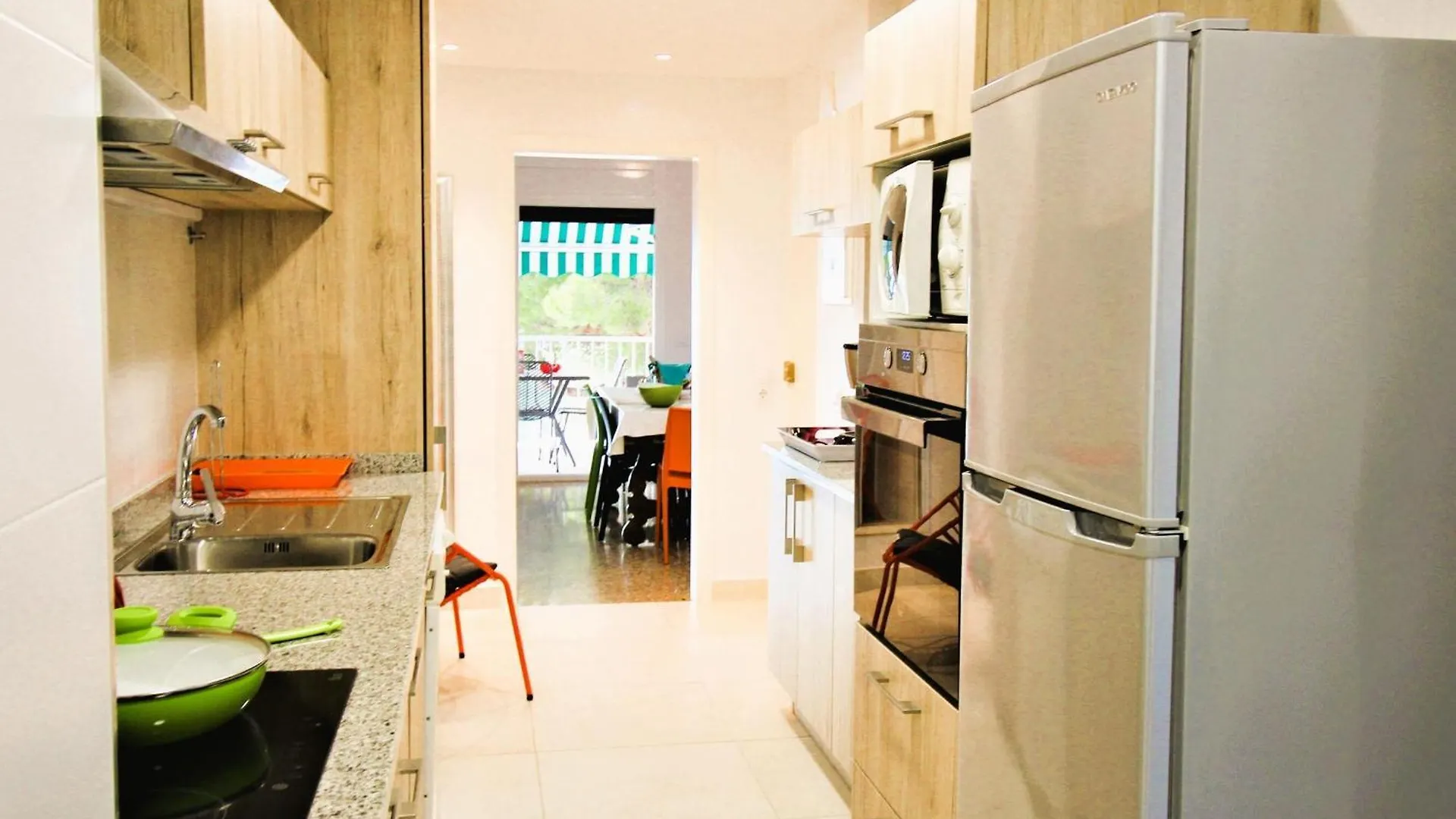 Apartamento Con Terraza Y Vistas Al Mar - A 1 Min De La Playa De Almadrava - Es-258-70 Roses Apartment