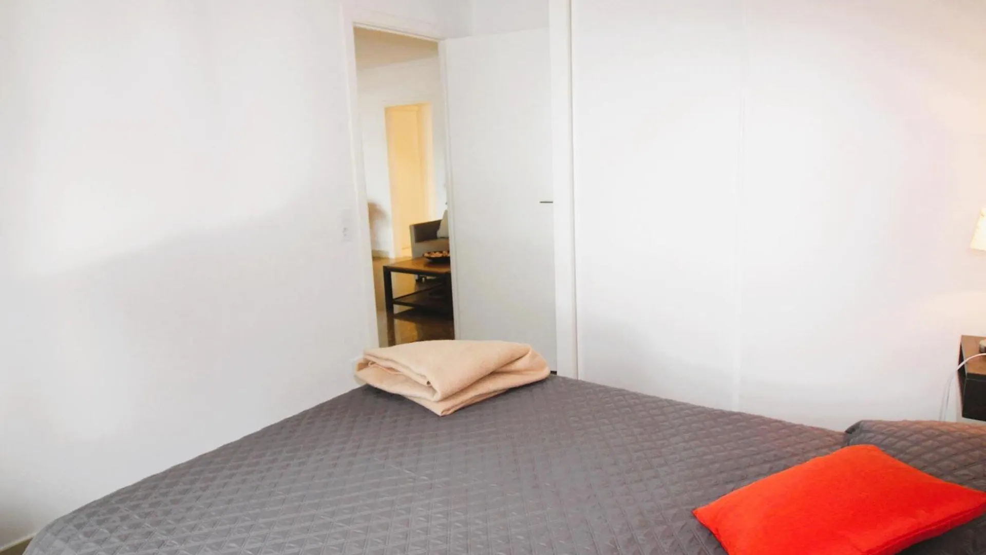 Apartamento Con Terraza Y Vistas Al Mar - A 1 Min De La Playa De Almadrava - Es-258-70 Roses