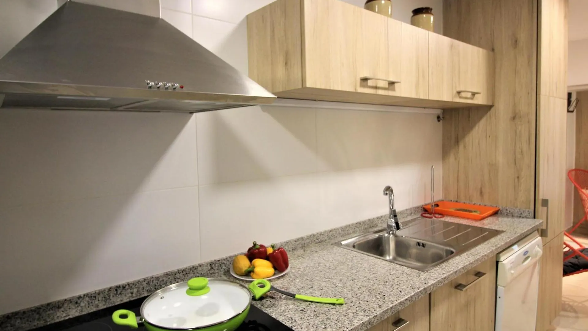 Apartamento Con Terraza Y Vistas Al Mar - A 1 Min De La Playa De Almadrava - Es-258-70 Rosas 0*,